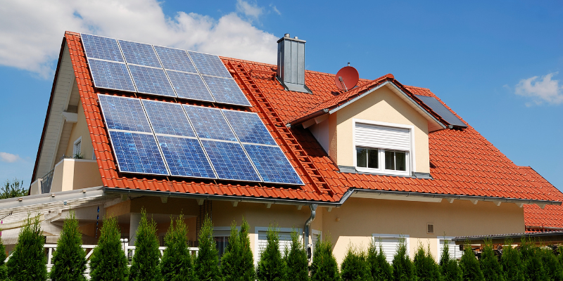 Optimální umístění baterie&nbsp;k&nbsp;fotovoltaice